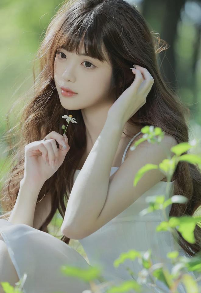 摩系列片AAAA日本名模pg电子娱乐平台激情按(图1) 摩系列片AAAA日本名模pg电子娱乐平台激情按(图1)